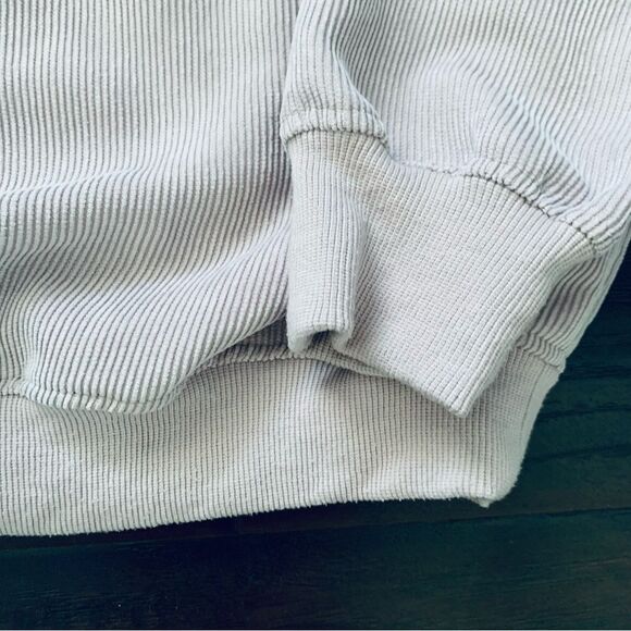 Coeur de Vague Boutique Euro-Inspired Lake Weekend Corduroy Sweatshirt | Size: M - Picture 4 of 8